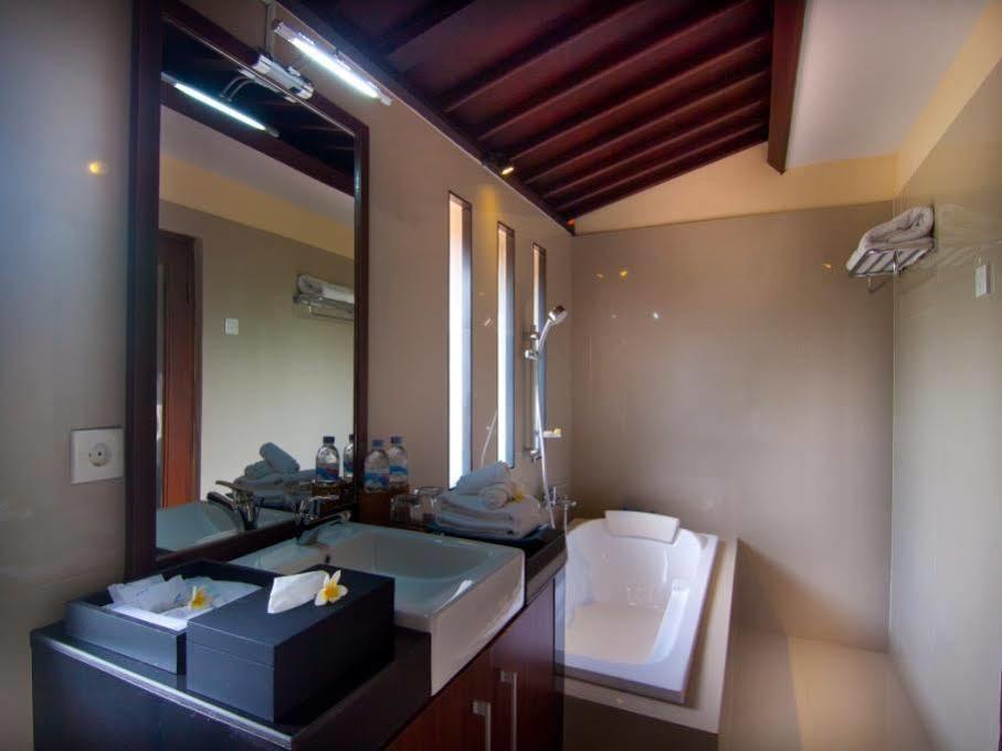 The Awan Villas - Chse Certified Seminyak  Bagian luar foto